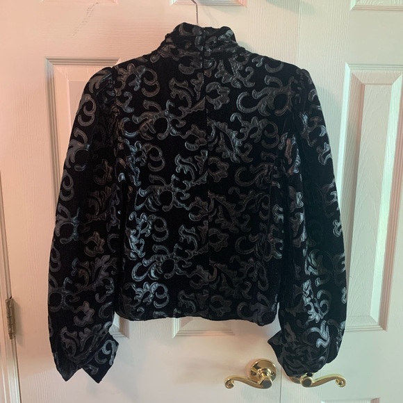 ZARA Bloggers Favorite Black Combination Velvet Mock Neck Baroque Top US Small - Picture 4 of 11